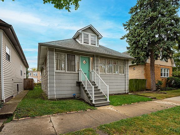 2nd image of 4953 W Drummond Pl