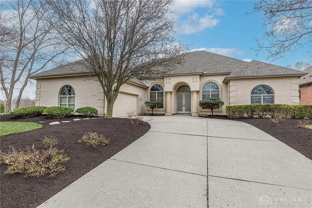 1242 Club View Dr photo 1