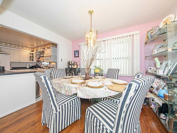 4th image of 200 Debevoise Ave