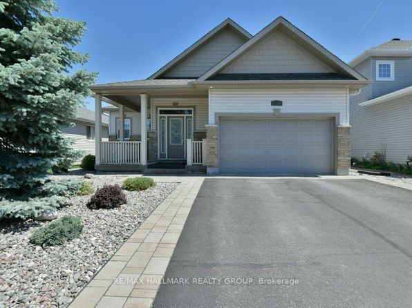 90 Carter Cres, Arnprior, ON K7S 0C4