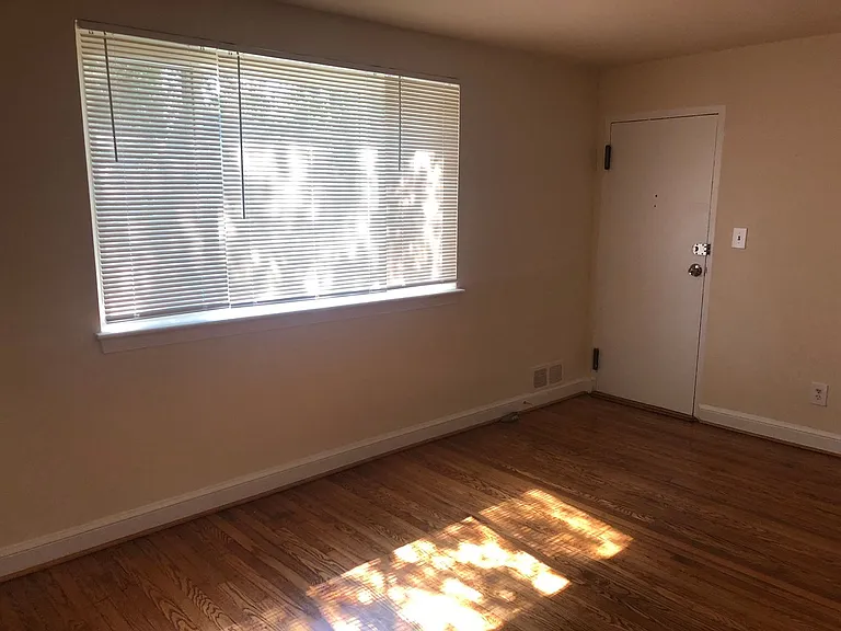 8806 Bradford Rd. — Photo 3