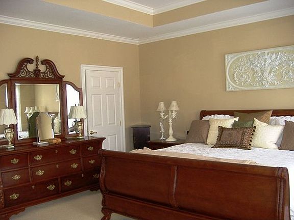 Fabulous Master Bedroom w/walk-in closets and adjoining glamour Master Bath.