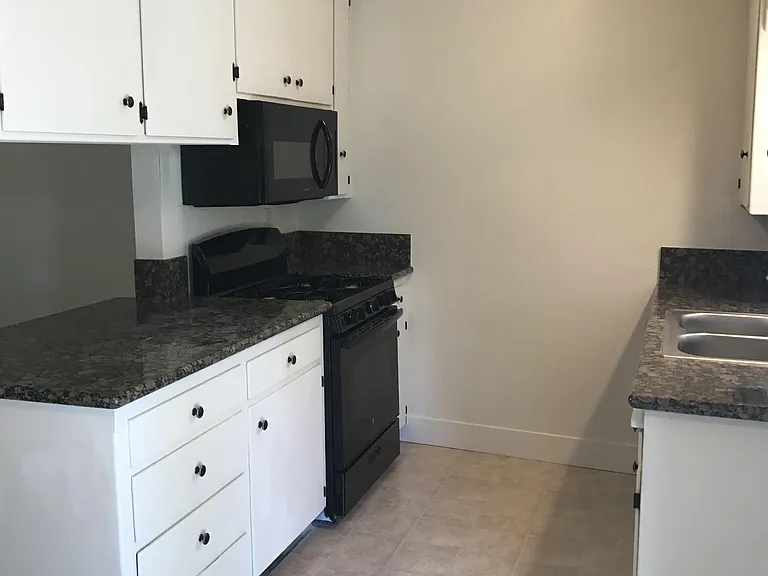 1339 E Rumble Rd — Photo 14