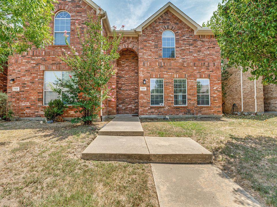 1st image of 925 Jamie Dr