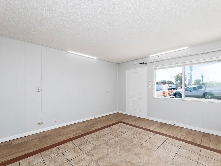 Town Center Apartments — Photo 45