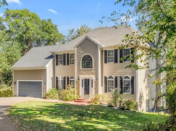 36 Brookview Lane, Middletown, CT 06457