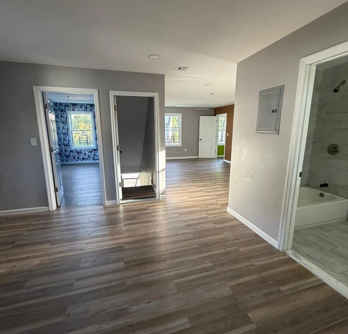 3 bed, $3,100 — Photo 2