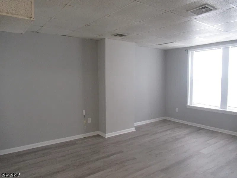 1 bed, 1.0 bath, $1,600 — Photo 3