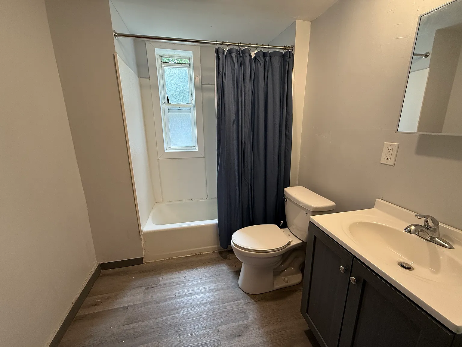 3 bed, 1180 sqft, $1,520 — Photo 4