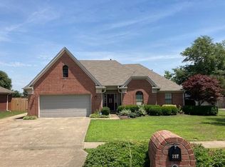 731 Pleasant Woods Dr, Marion, AR 72364