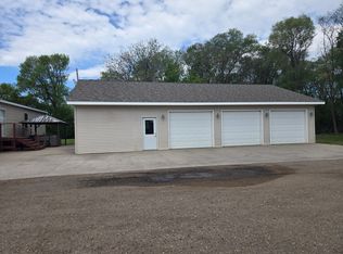 14010 10th St SE, Raymond, MN 56282
