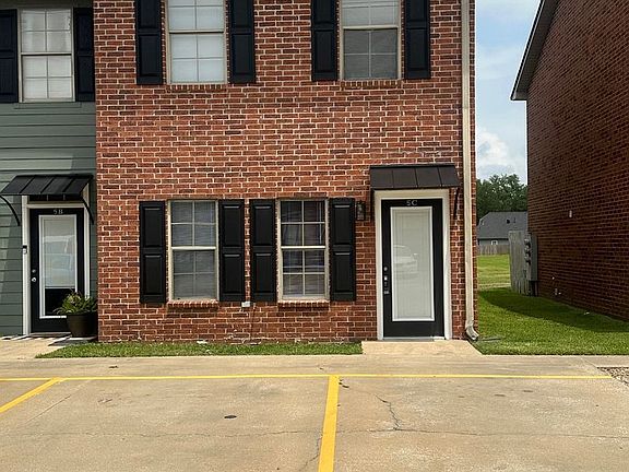 2nd image of 1711 Mignonette Ln Suite 5C