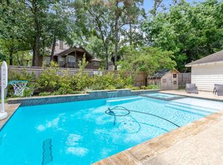 69 N Old Cedar Cir, Spring, TX 77382