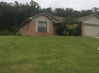 1915 Puma Dr, Conway, AR 72034