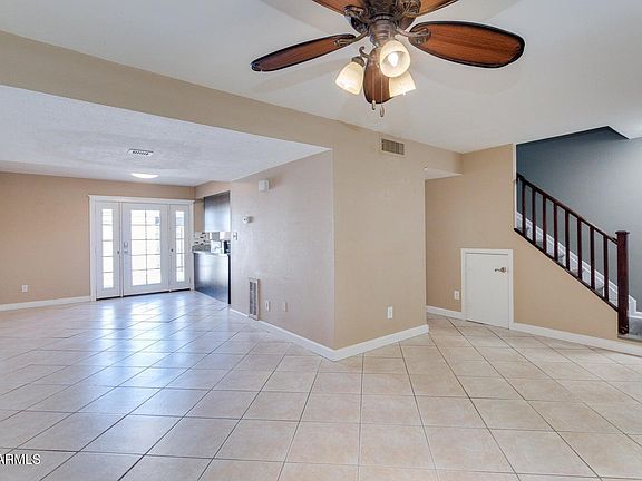 5th image of 409 E WOODMAN Drive