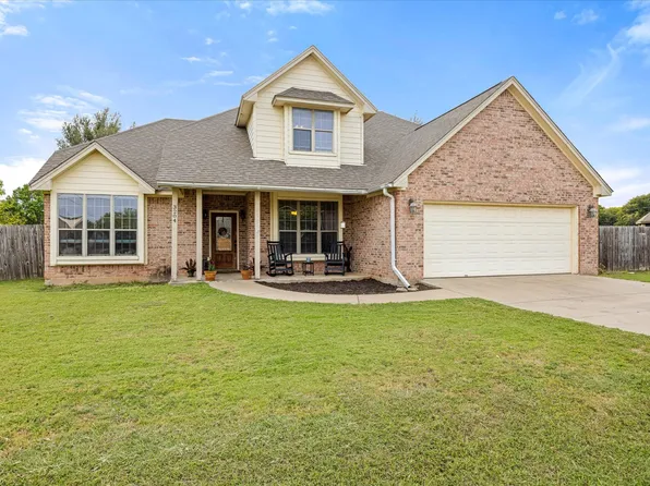 3204 Bowie St, Granbury, TX 76049