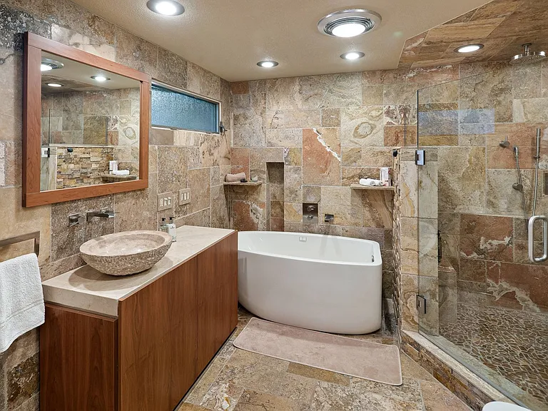 123 Foothills South Dr — Photo 28