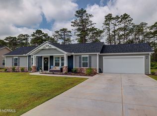900 Golf View Rd, Southport, NC 28461