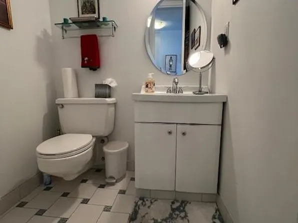 7002 Blvd East image 5 of 42