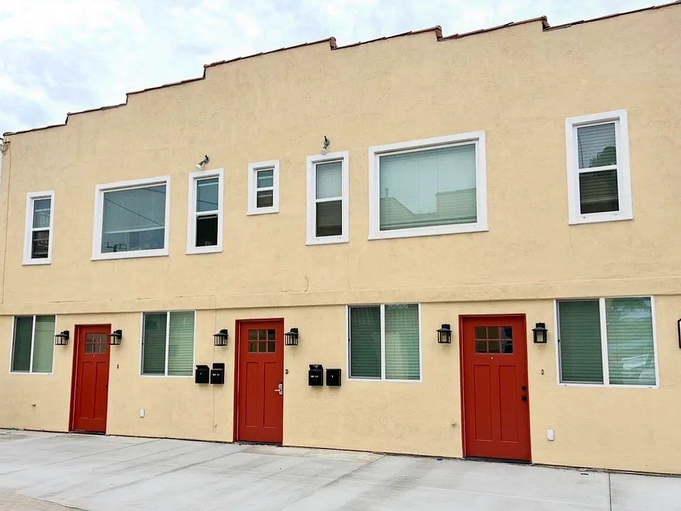 3931 E 3rd St #1/2