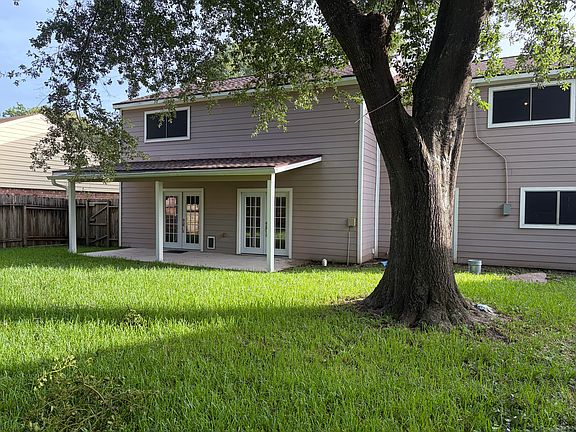 2nd image of 14510 Cypress Leaf Dr