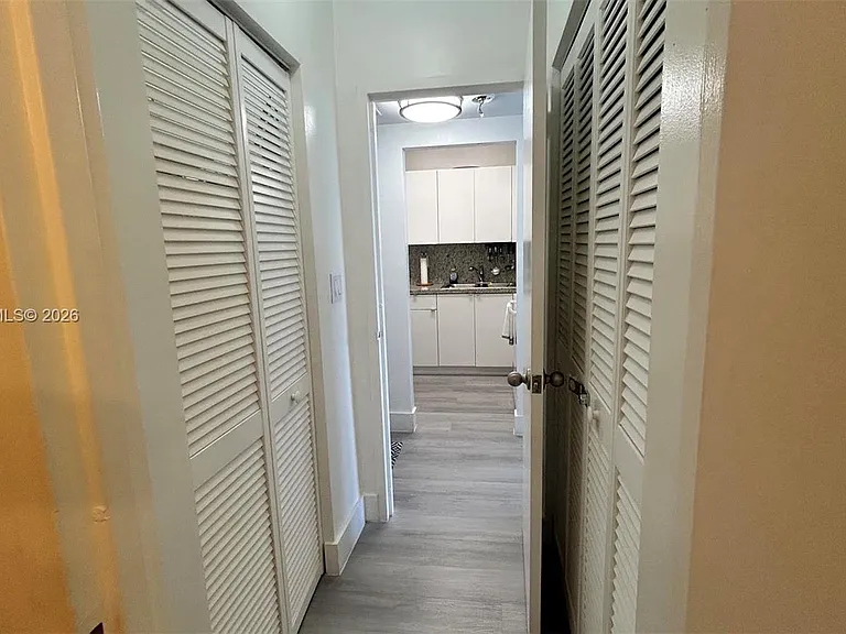 2899 Collins Ave #450 — Photo 20