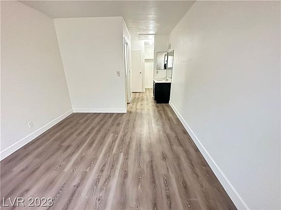 5th image of 5167 Greene Ln APT C