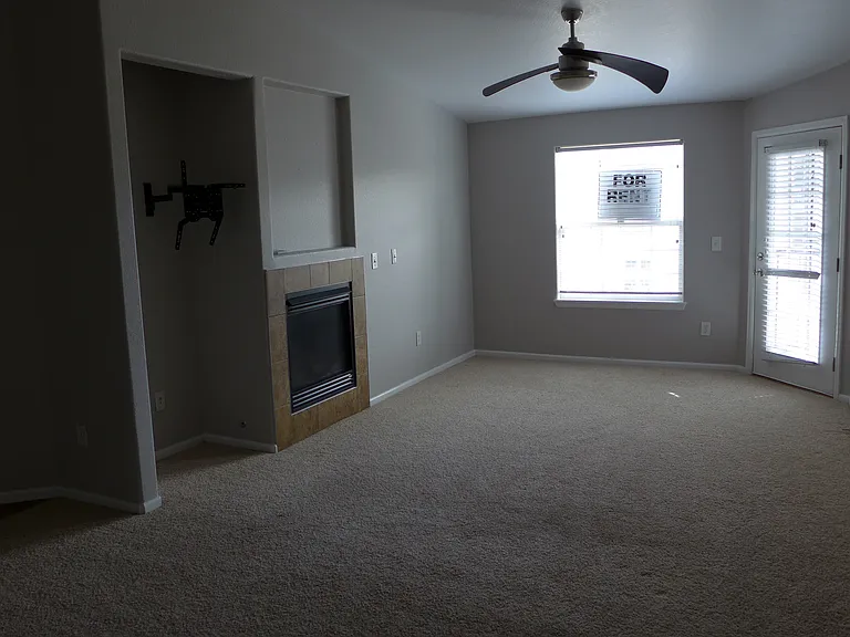 2955 Blue Sky Cir #6-304 — Photo 7