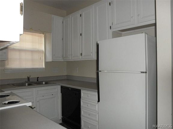 5th image of 3374 Audubon Rd