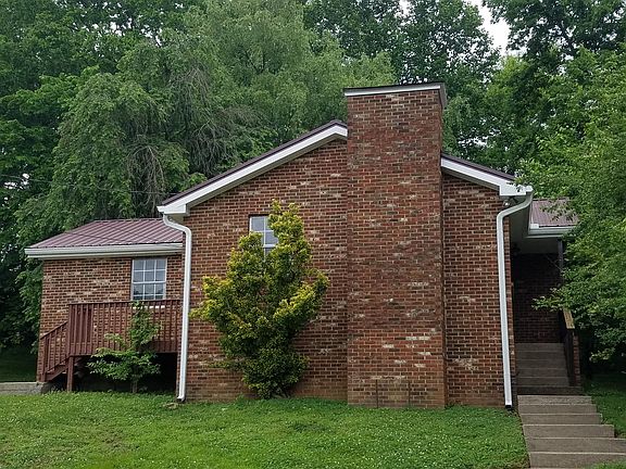 4th image of 157 Plum St