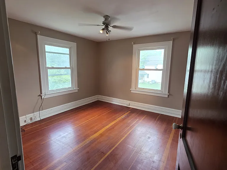 109 Edgett St — Photo 12