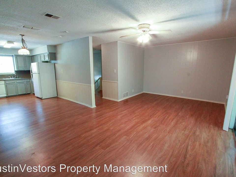 1st image of 2804 Northeast Dr #A