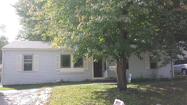 417 Singapore Ln photo 1