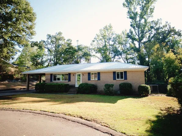 1413 Lawson St, Oxford, MS 38655