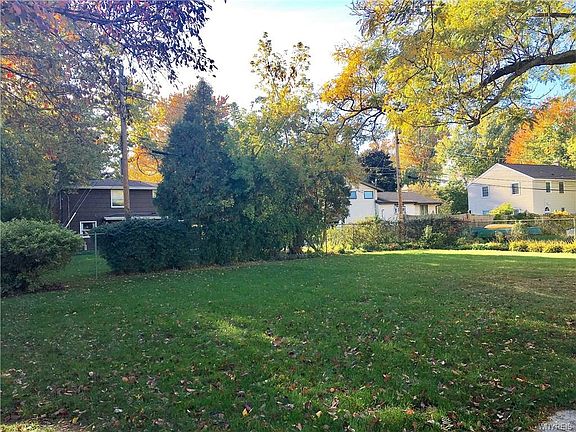 3rd image of 34 Willowgrove Ct
