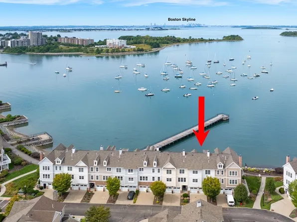 125 Halsted Dr #125, Hingham, MA 02043