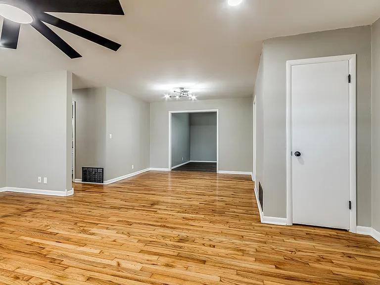 4007 Morgan Ave — Photo 9