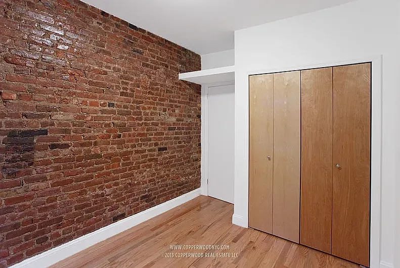 315 East 84th Street — Photo 4