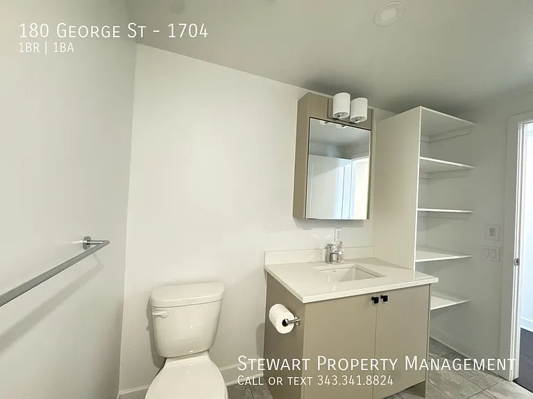 180 George St #1704 — Photo 16
