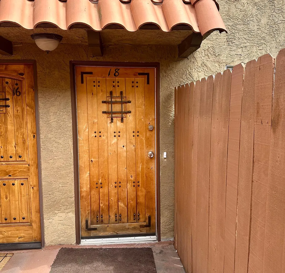 2 bed, 1.5 bath, 992 sqft, $2,550 — Photo 1