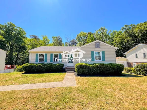 26 Garfield Dr, Newport News, VA 23608
