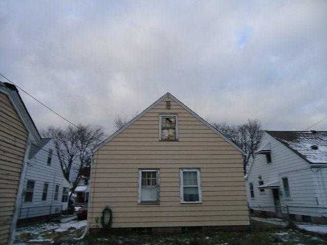 2nd image of 2517 Thoman Pl