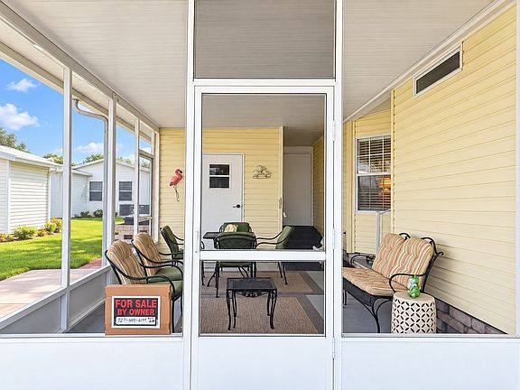 2nd image of 2540 Coachlite Dr