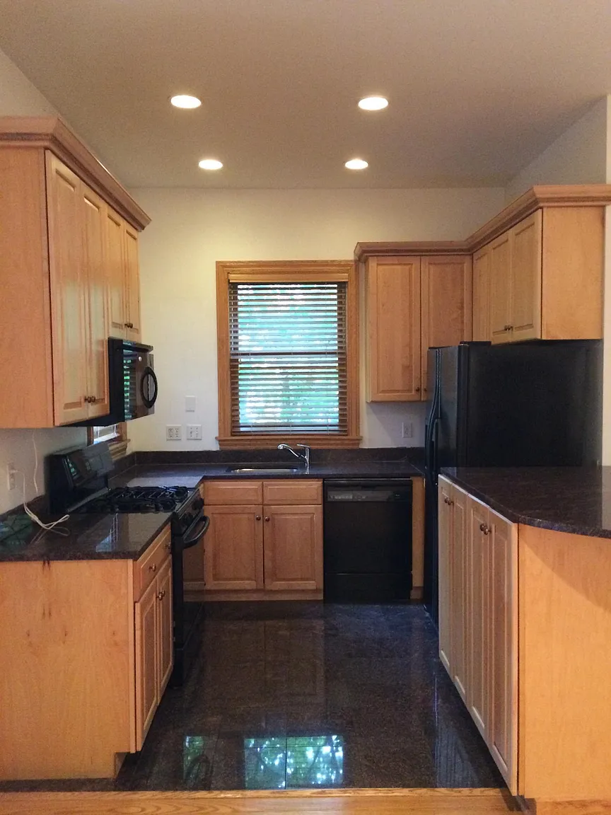 6111 5th Ave APT 2E photo 1