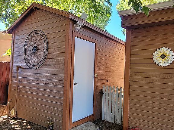 Storage/ workshop 