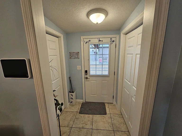 1706 Pebble Beach Ln — Photo 2