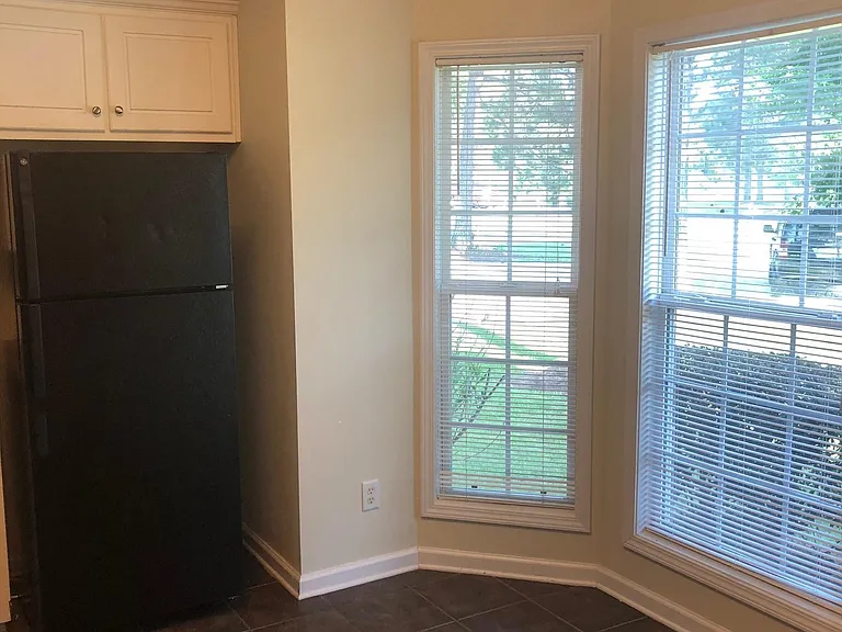 1117 Southbend Dr #A — Photo 11