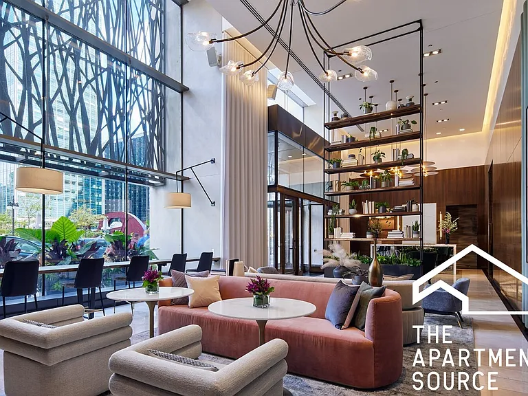 111 W Upper Wacker Dr #STUDIO — Photo 41