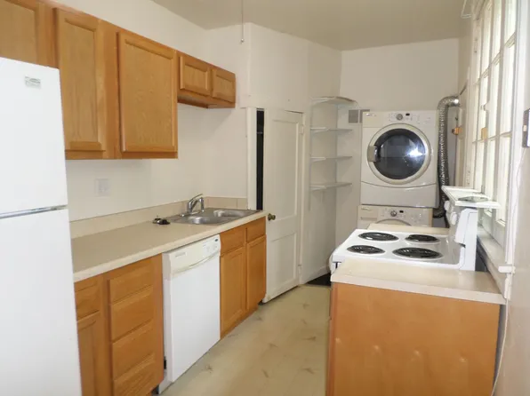 814 Leavenworth St #3-4-2, Manhattan, KS 66502