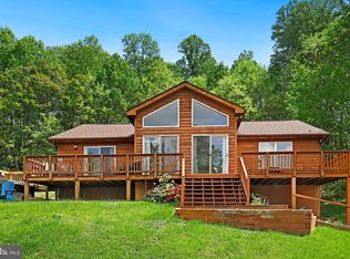 524 Freezeland Rd, Linden, VA 22642